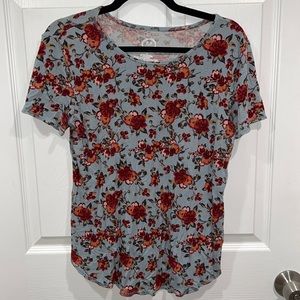 Maurice’s Floral Short sleeve top Womens medium